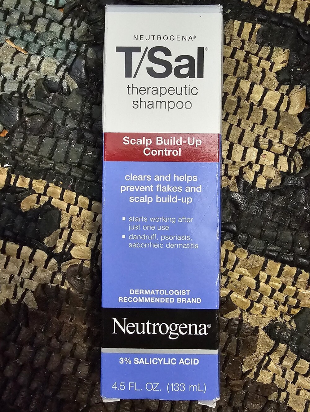 Neutrogena T/Sal Therapeutic Shampoo - 4.5 fl. oz. Exp. 12/27